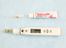 自動注射器と表面麻酔と注射針